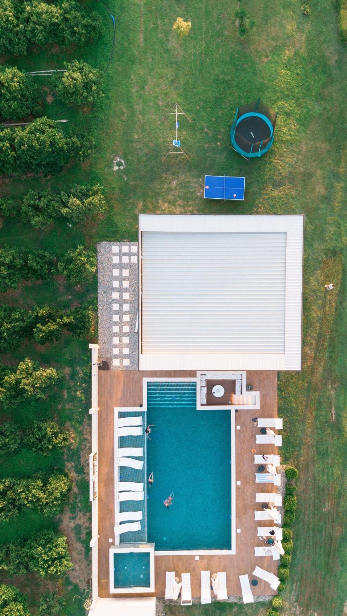 Lux Sereno Village Улцинь Экстерьер фото